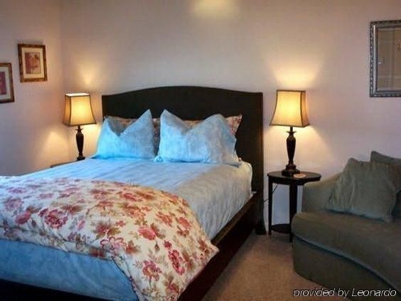 Minnie Street Inn1