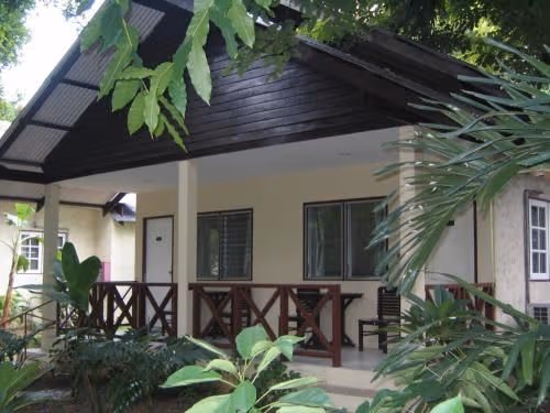 Bungalow with Garden View