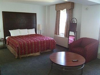 Baymont Inn & Suites Boardwalk Atlantic City4