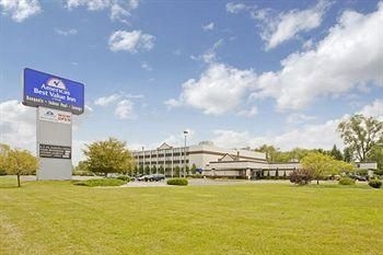 America's Best Value Inn Saginaw3