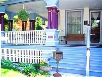 Market Street Inn2