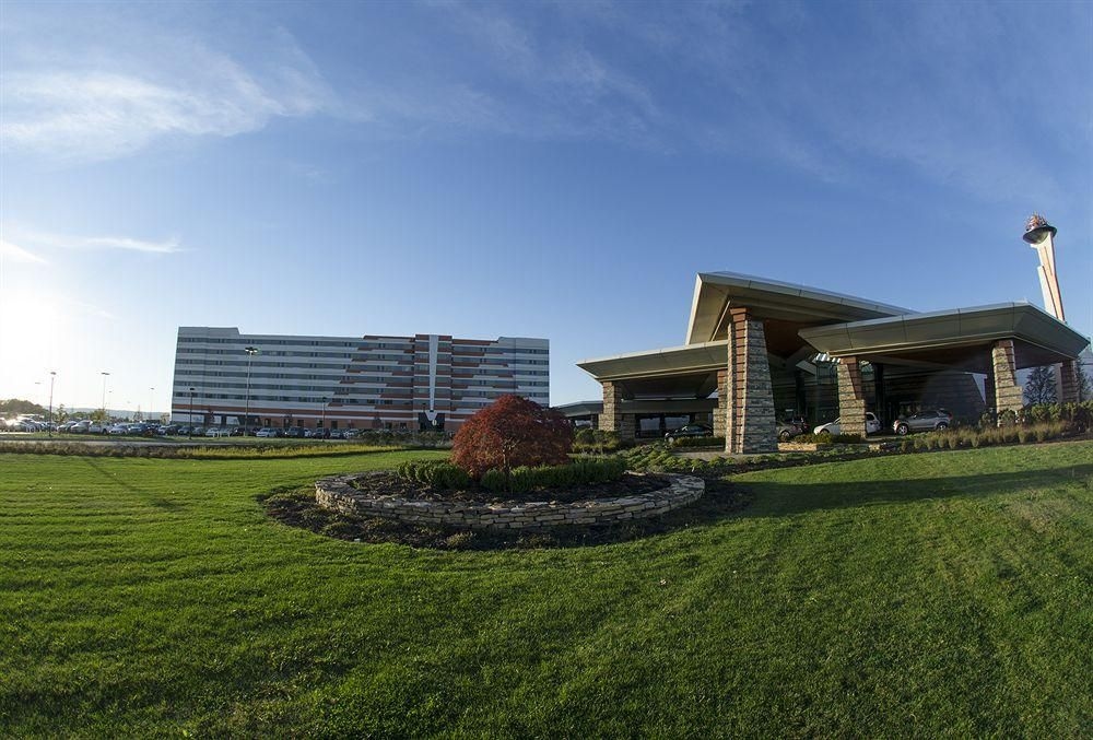 Mohegan Sun at Pocono Downs1