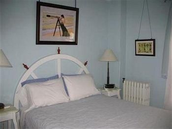 Burgundy Lane Bed & Breakfast0