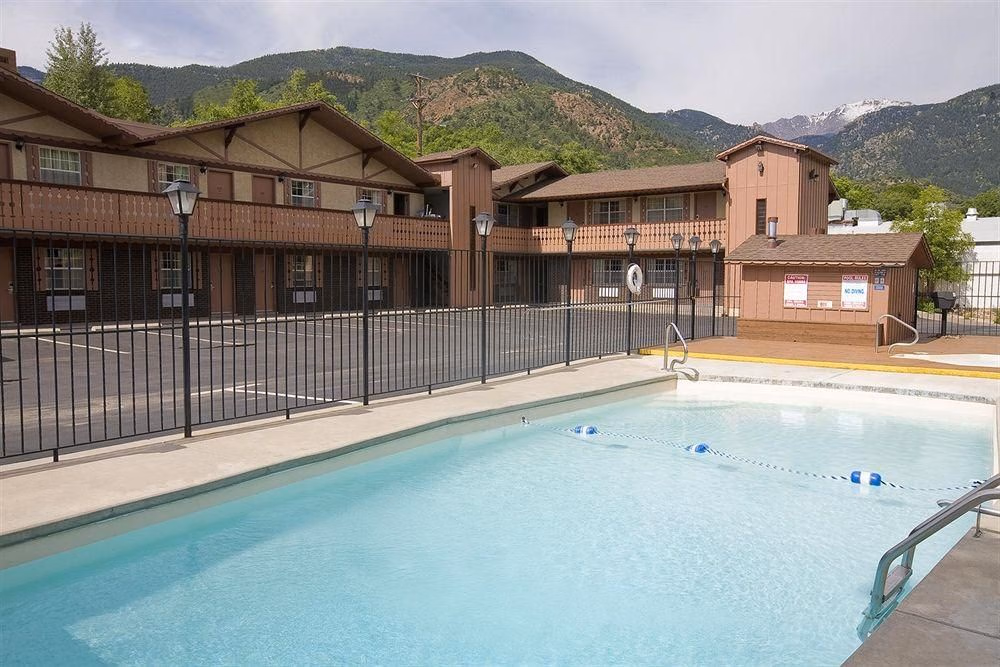 AMERICAS BEST VALUE INN2