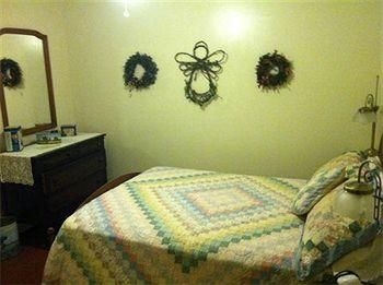 The Willow Tree Inn2