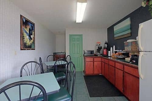 AMERICAS BEST VALUE INN AMERICAS BEST VALUE INN