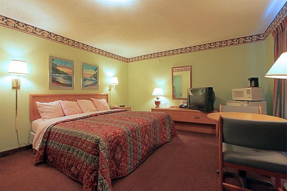 AMERICAS BEST VALUE INN3