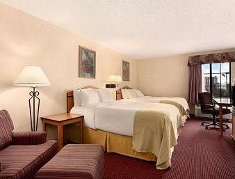 Holiday Inn Express Denver-intl Airport1