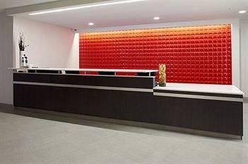 Cambria Hotel & Suites0
