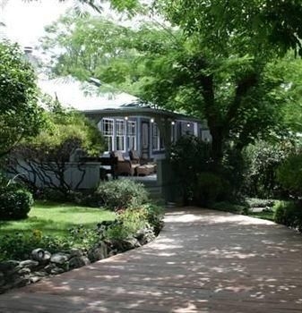 Cooper House Bed & Breakfast Inn4