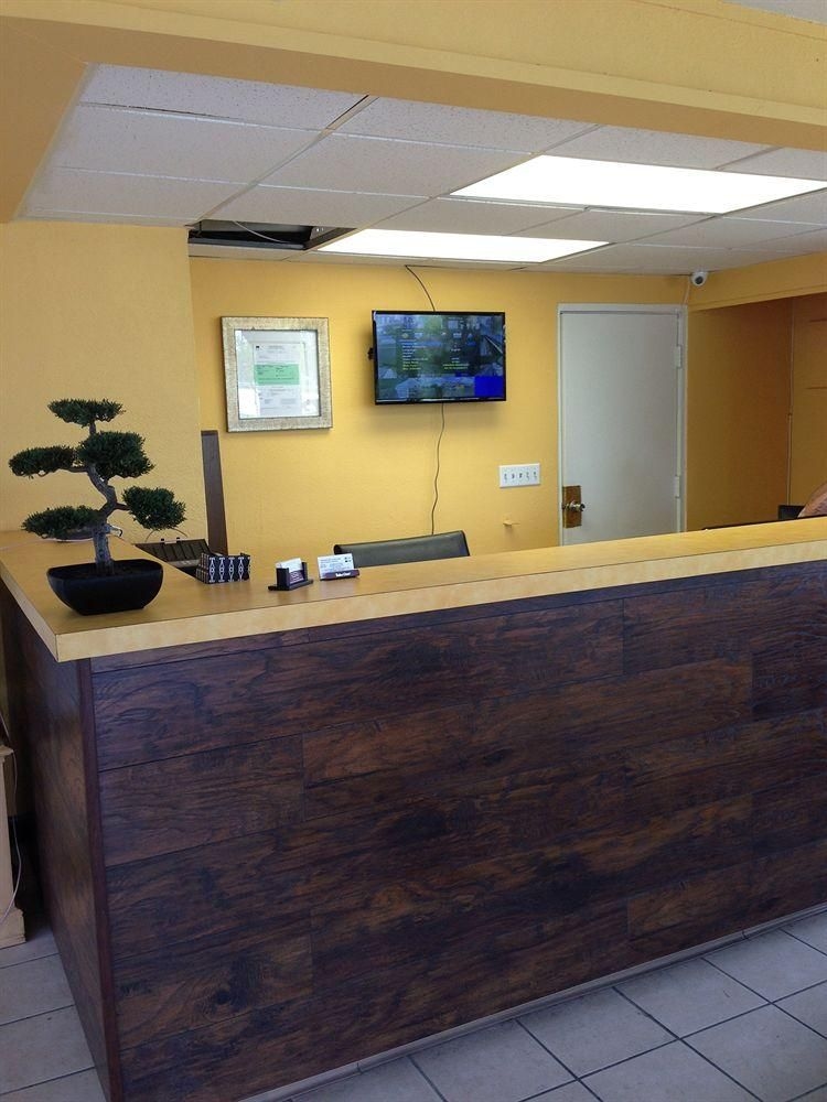 Lakeview Motel2