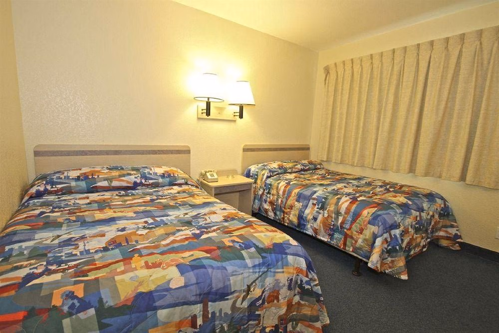 Motel 6 Centralia1