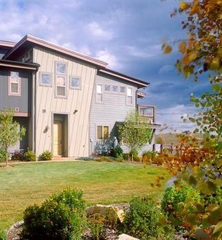 Newpark Townhomes3