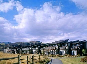 Newpark Townhomes0