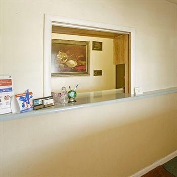 American Inn0