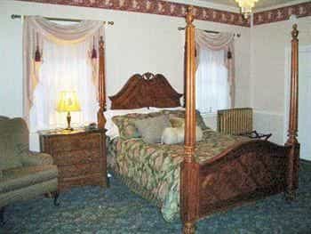 Carlisle House