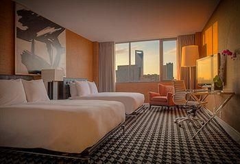 Charlotte Center City Hotel0