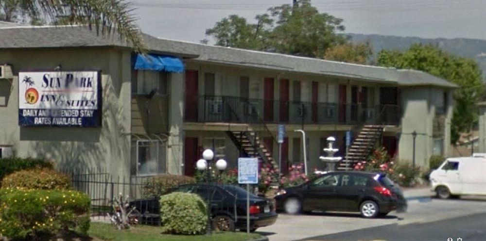 Sunpark Inn & Suites2