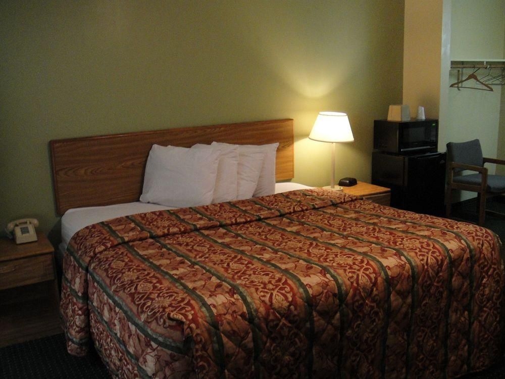 Budget Inn Buffalo Airport4