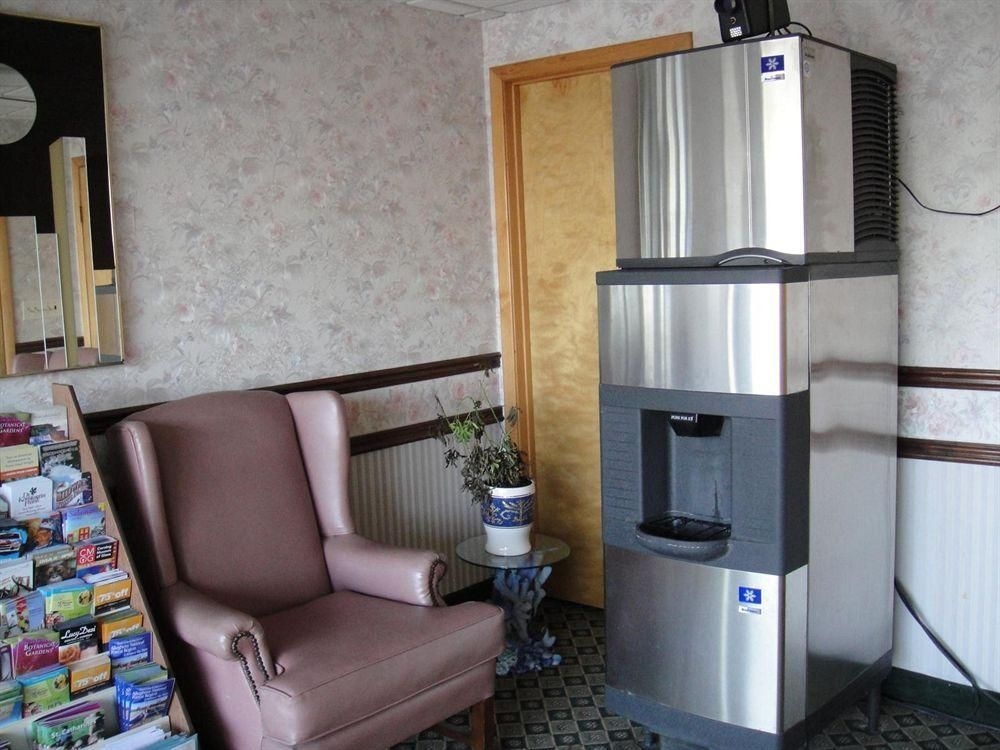 Budget Inn Buffalo Airport2