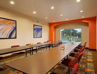 DAYS INN & SUITES MARQUEZ DAYS INN & SUITES MARQUEZ