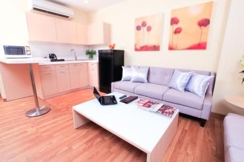 One-Bedroom Deluxe