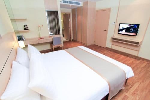 One-Bedroom Deluxe