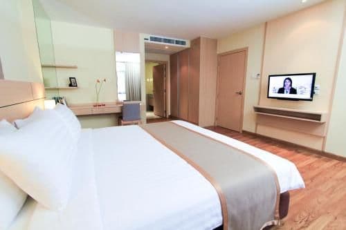 One-Bedroom Deluxe