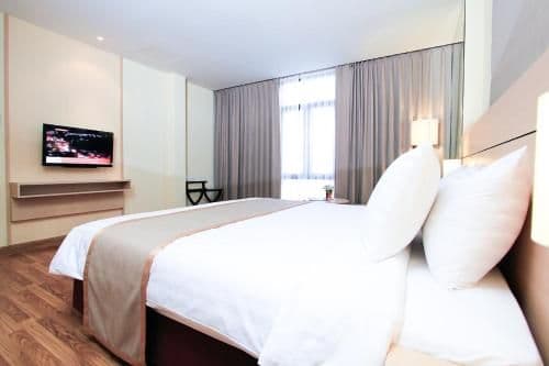 One-Bedroom Deluxe