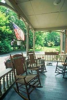 Rosemont Inn Bed and Breakfast4