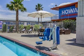 Howard Johnson On East Tropicana, Las Vegas2