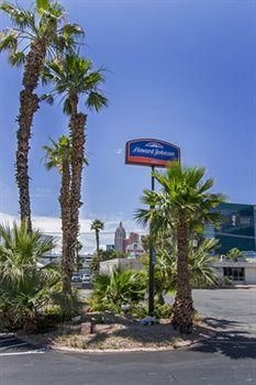Howard Johnson On East Tropicana, Las Vegas0