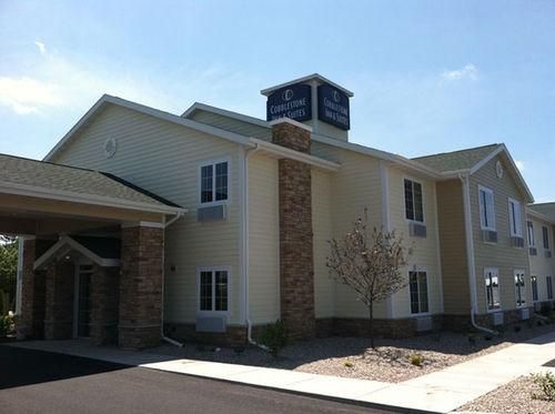 COBBLESTONE INN AND SUITES1