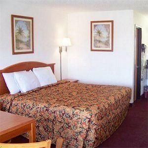 Traveler's Inn & Suites Oklahoma City Airport0