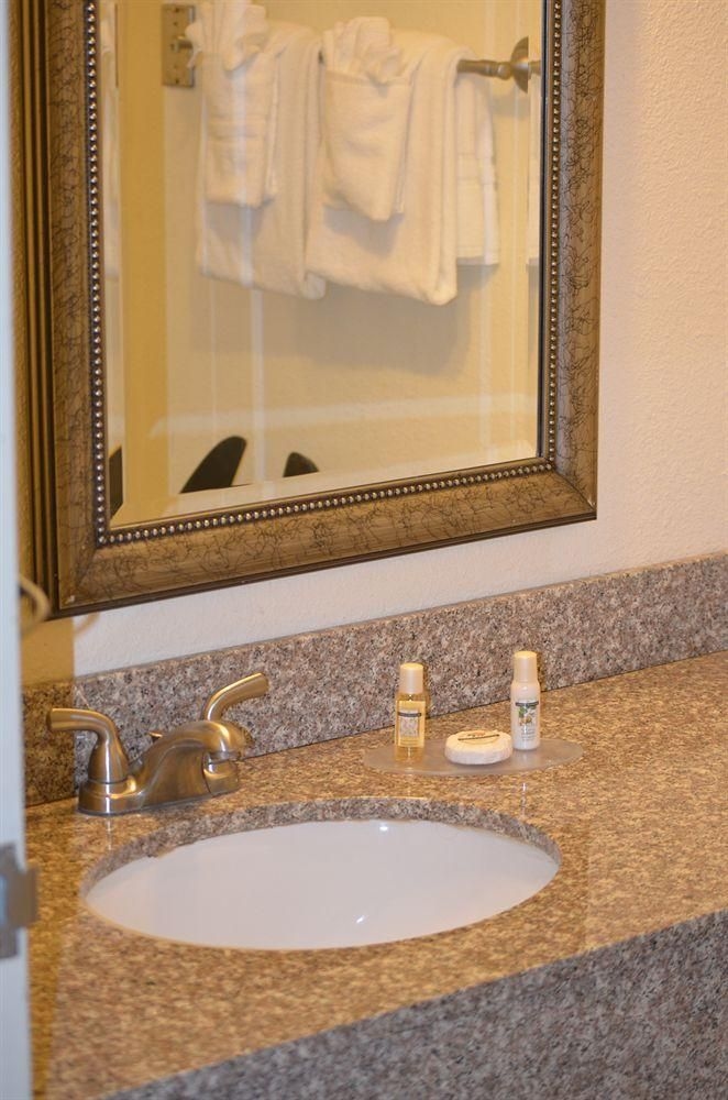 The Springs Hotel and Spa4