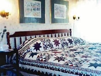 Nichols Guest House B & B Nichols Guest House B & B
