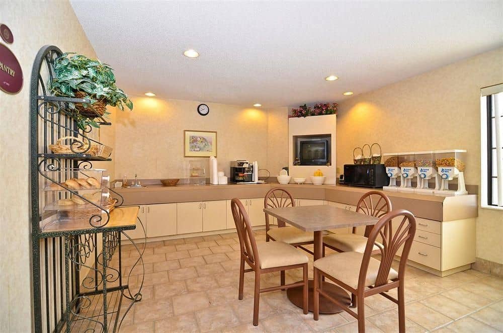 Americas Best Value Inn and Suites Americas Best Value Inn and Suites