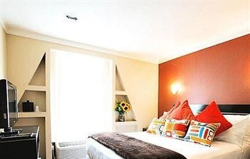 เนสวา โฮเทล (Nesva Hotel)1