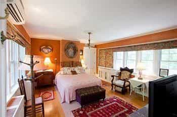 Melange Bed and Breakfast