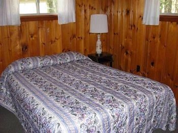 Lake George Diamond Cove0