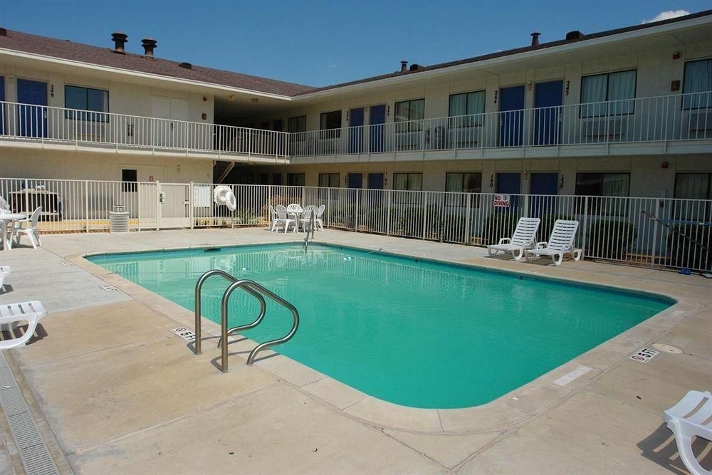 Motel 6 San Antonio - Fiesta3