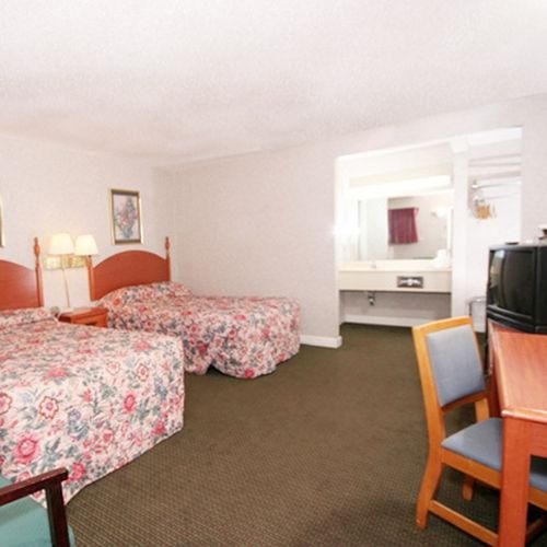 Regency Inn And Suites Greensboro2