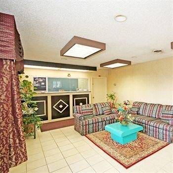 Regency Inn And Suites Greensboro3