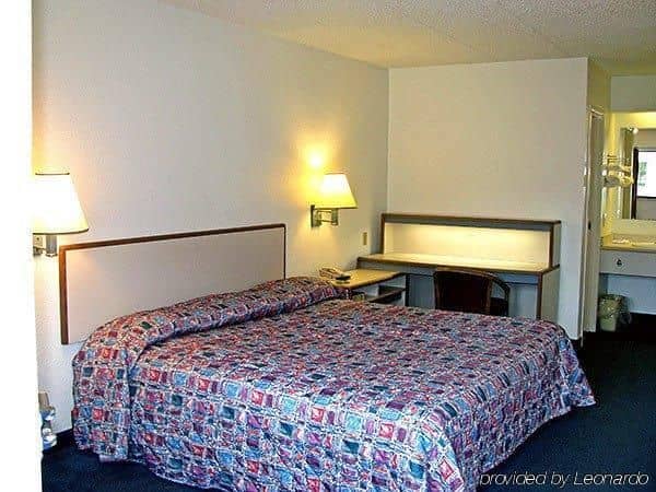 Motel 6 Cincinnati Central - Norwood Motel 6 Cincinnati Central - Norwood