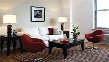 Furnished Quarters at Grove Pointe4