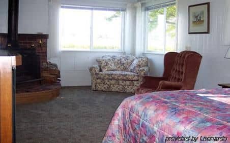Juan De Fuca Cottages Juan De Fuca Cottages