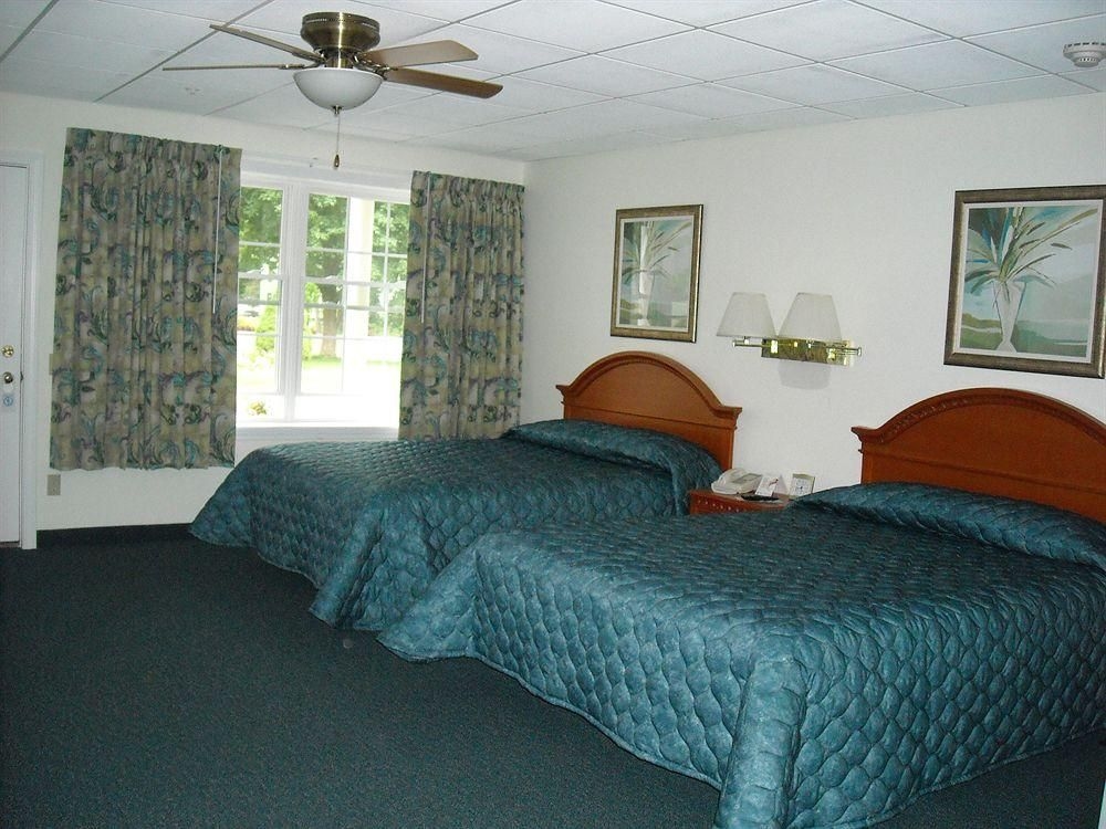 Cromwell Harbor Motel1