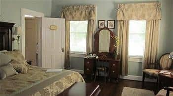 Vintage Inn Bed and Breakfast Vintage Inn Bed and Breakfast