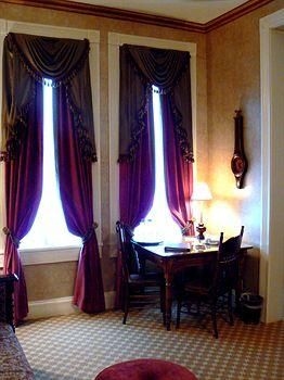 Beaumont Hotel & Spa0