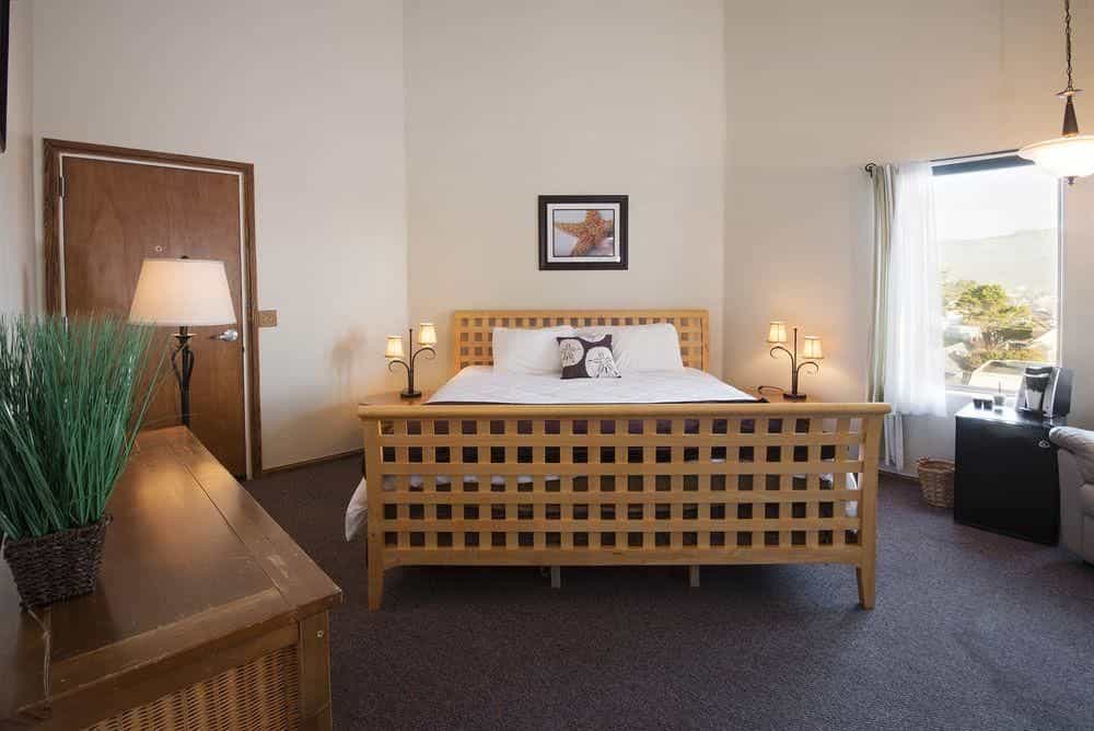 Seaside Oceanfront Inn